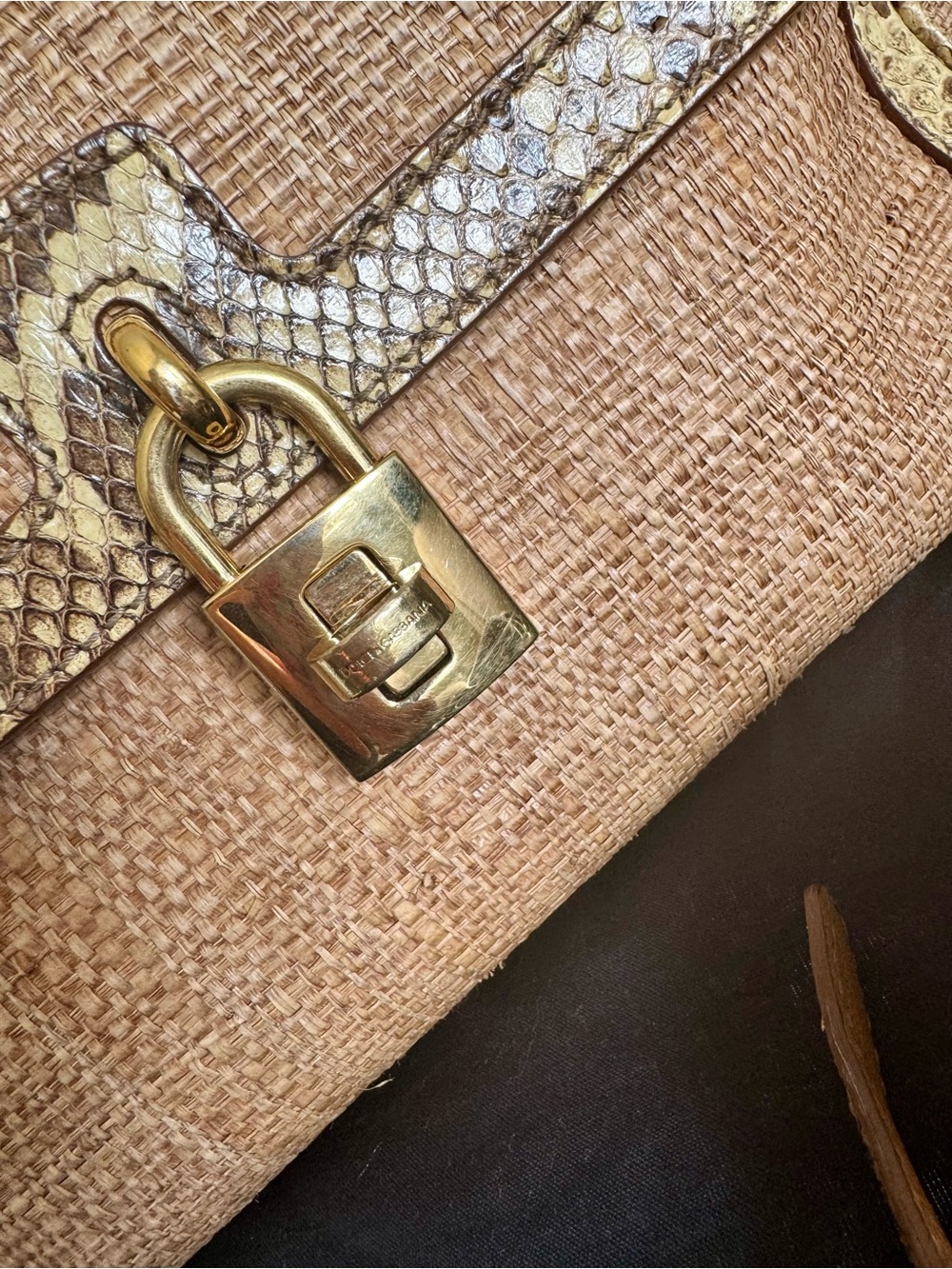 🤎Authentic Dolce & Gabbana Raffia Python Trim Padlock Bag🤎 - Picture 6 of 13